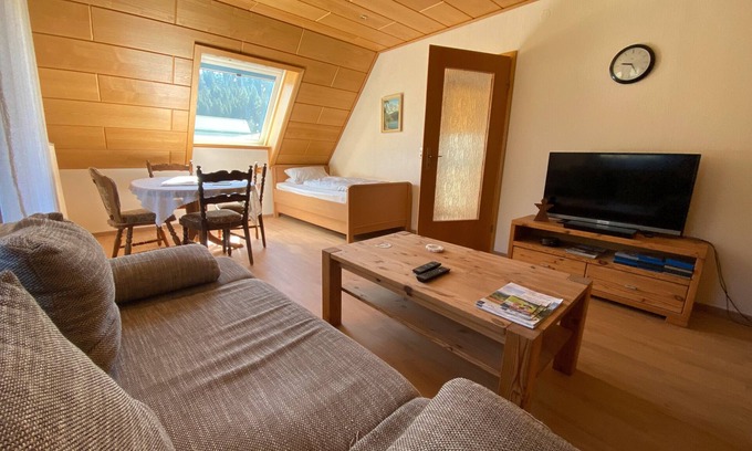 Bad Rippoldsau-Schapbach Apartamento | Apartamento '2' con vistas a la montaña, jardín compartido y Wi-Fi