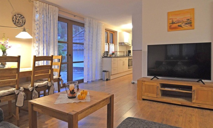 Brachthausen Apartamento | Apartamento con jardín privado en Brachthausen
