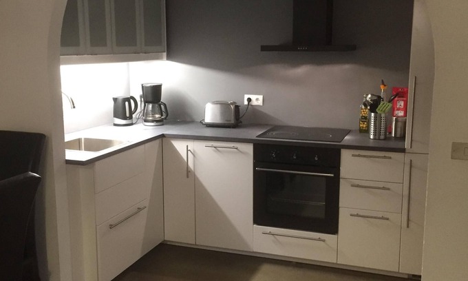 Laugardalur Apartamento | Apartm. en una casa familiar con 2 hab. y una sala de estar con 2 camas