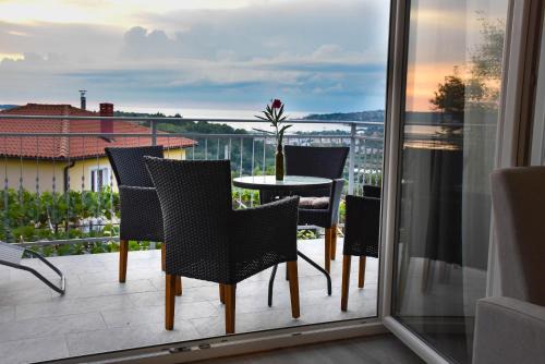 Seca Apartamento | Apartma med oljkami - Portorož