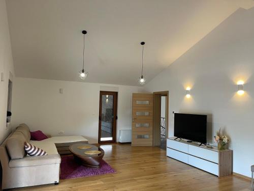 Ljubuski Apartamento | Apartman Ž