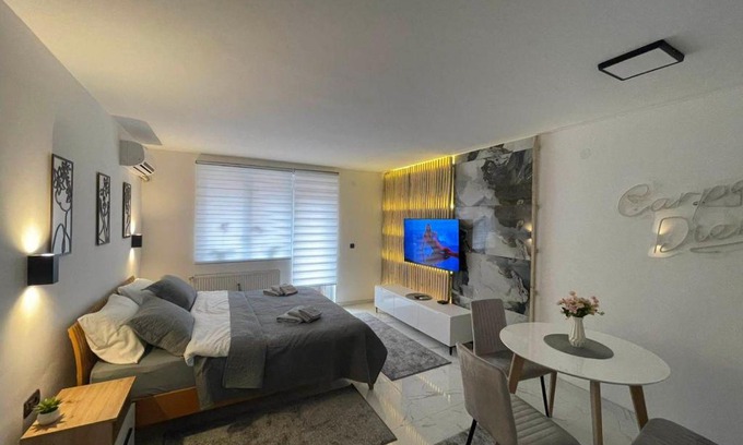 City Center Apartamento | Apartman Afrodita Lux 1