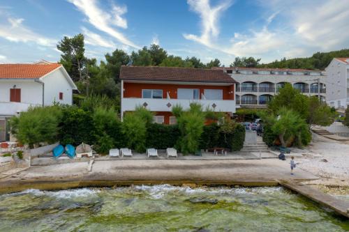Arbanija Apartamento | Apartman Dragana