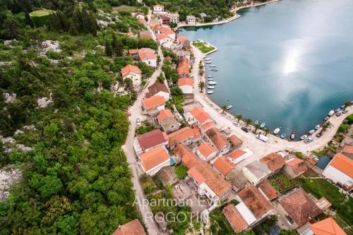 Ploce Apartamento | Apartman Eva Rogotin