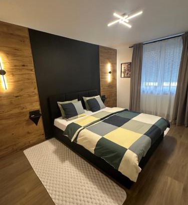 Slavonski Brod Apartamento | Apartman KOCKICA Entry with PIN 0-24h , Free parking