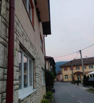 Kulen Vakuf Apartamento | Apartman Kulenović