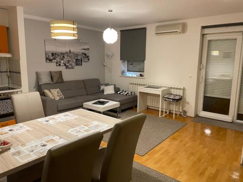 Velika Gorica Apartamento | Apartman Luna near Zagreb Airport