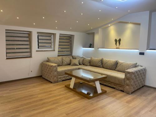 Pancevo Apartamento | Apartman Maki