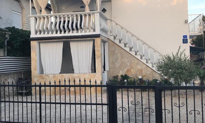 Vir Apartamento | Apartman Mira