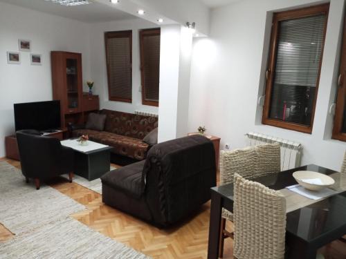 Vranje Apartamento | Apartman Mladenovic Center, free parking&wifi