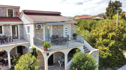 Kremena Apartamento | Apartman Nives