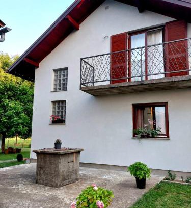 Perusic Apartamento | Apartman Rita