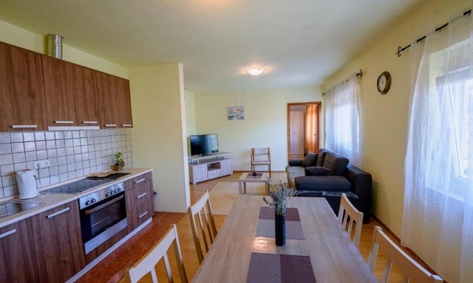 Siroki Brijeg Apartamento | Apartman&Sobe Široki Brijeg