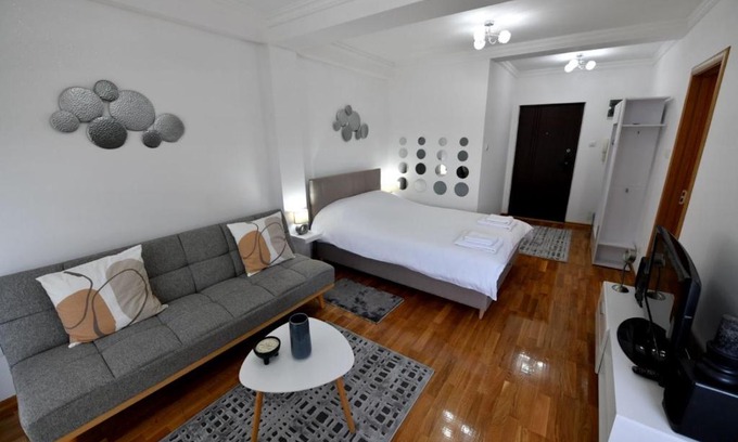 Cacak Apartamento | Apartman-studio “Suzana”
