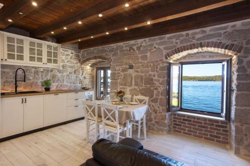 Grad Apartamento | Apartman Sun 1
