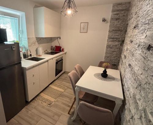 Pucisca Apartamento | Apartman Tino