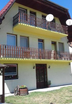 Balatonfenyves Apartamento | Apartmanhaz Balatonfenyves