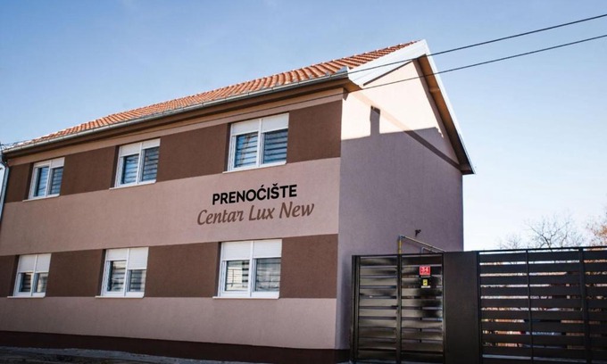 Zrenjanin Apartamento | APARTMANI CENTAR LUX NEW
