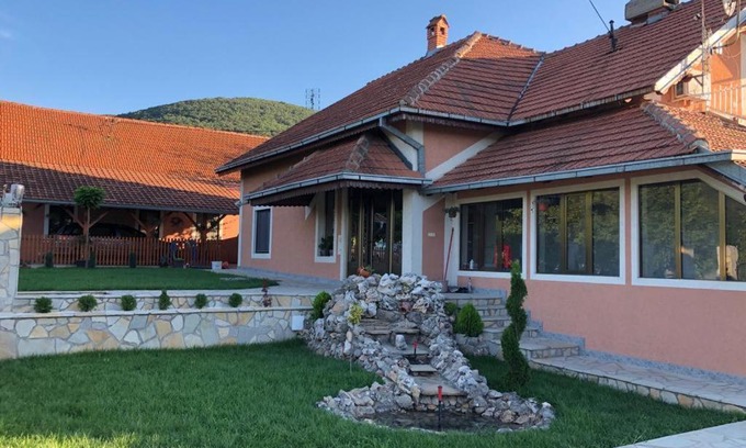 Soko Banja Apartamento | Apartmani Djokić sa bazenom