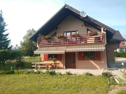 Slunj Apartamento | Apartmani Ivka & Tonka