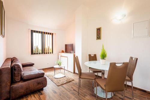 Kremena Apartamento | Apartmani Kremena small beach 200m