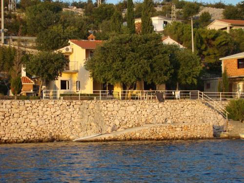 Baric Draga Apartamento | Apartmani Lisak Ugrina