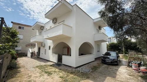 Zeljeznica Apartamento | Apartmani Zoronjic 1