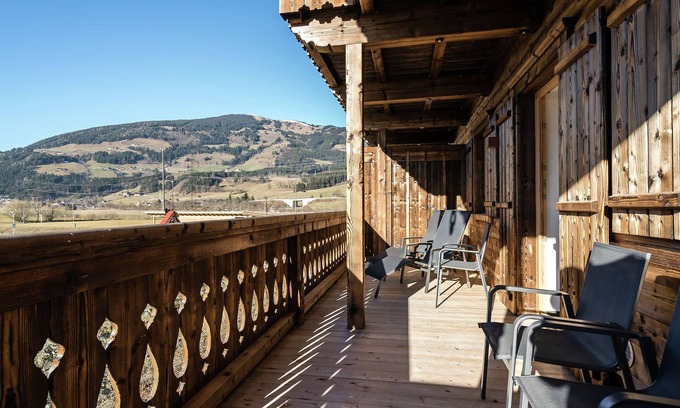 Hollersbach im Pinzgau Chalet De Esquí | Apartamento espacioso con sauna de infrarrojos en Salzburgo