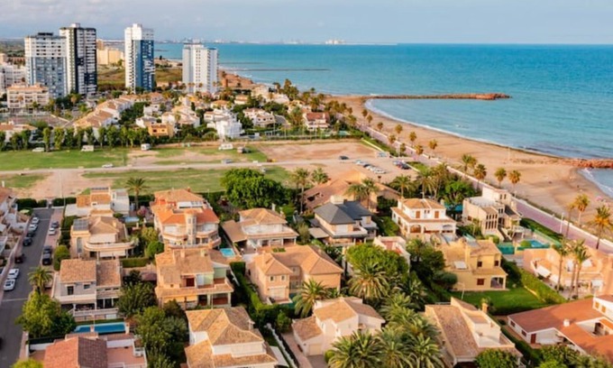 Puig Apartamento | The Beach Apartment