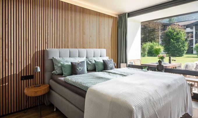 Sankt Martin bei Lofer Apartamento | Apartment Mia - Ferienwohnung Mitterer - Schlosspark Grubhof