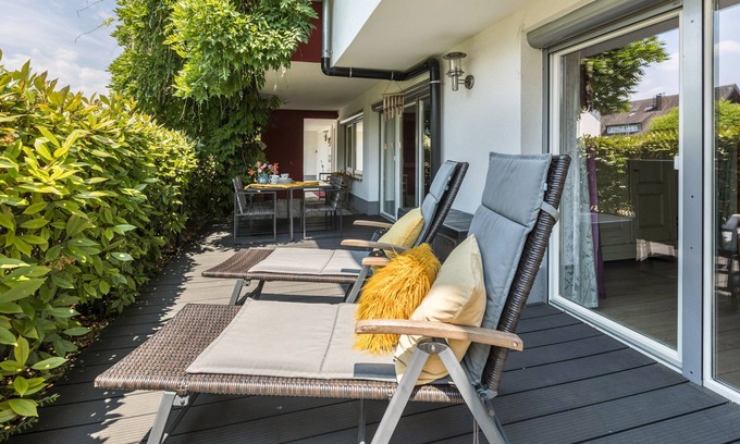 Radolfzell am Bodensee Apartamento | Apartamento 'Haus Auryn' con terraza privada, jardín compartido y Wi-Fi
