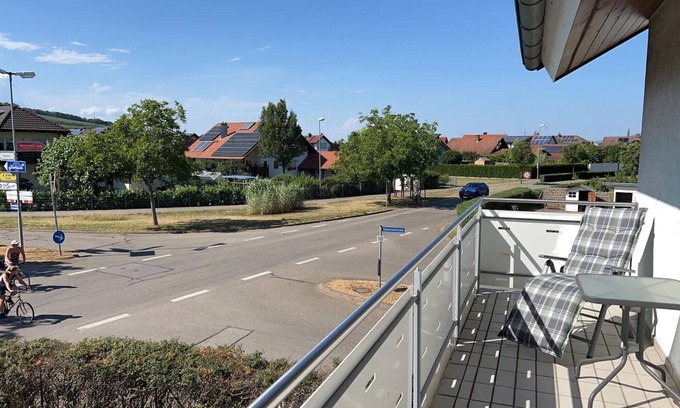 Sasbach am Kaiserstuhl Apartamento | Apartamento 'Schoeni' con balcón, wifi y aire acondicionado