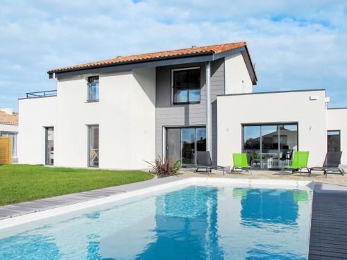 Saint-Gilles-Croix-de-Vie Apartamento | Apartment Les Epinettes by Interhome