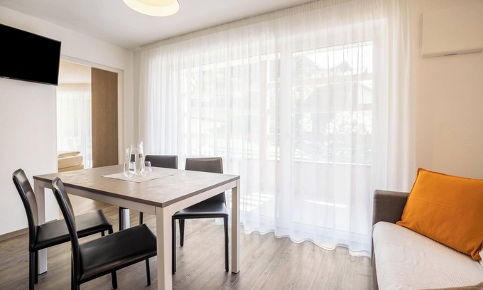 Mareo Apartamento | Apartamento Treï Residence Bun Sté con vistas a la montaña, jacuzzi, sauna, wifi, terraza y balcón