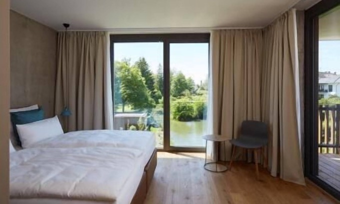 Singen Apartamento | Apartamento sobre el agua, 57 metros cuadrados, 1 dormitorio, 1 salón / dormitorio, logia, máx. 4 personas