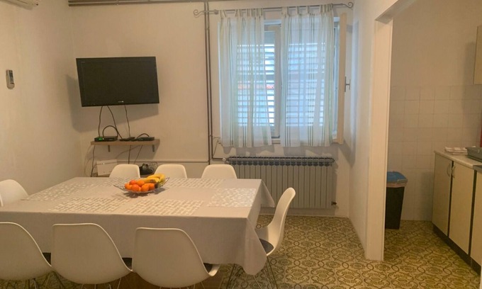 Vrpolje Apartamento | Apartment Željko (102621-A1) - Makarska
