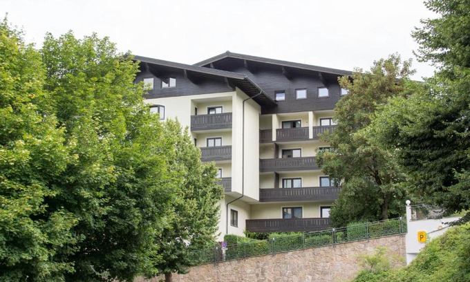 Alpendorf Apartamento | Apartment 12 Grüner Baum Alpendorf