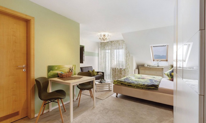 Ludwigshafen Apartamento | Apartamento '1-Zimmer' con vistas al lago, balcón y Wi-Fi