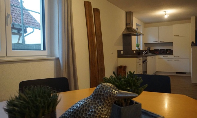 Obersasbach Apartamento | Apartamento '1' con balcón y Wi-Fi