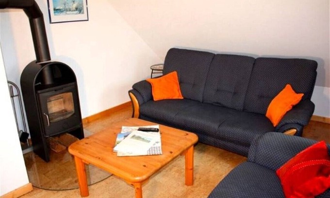 Holtgast Apartamento | Apartment 10 at Ferienhaus-Ferienhof Eilts-many ponies and other animals, close to the North Sea