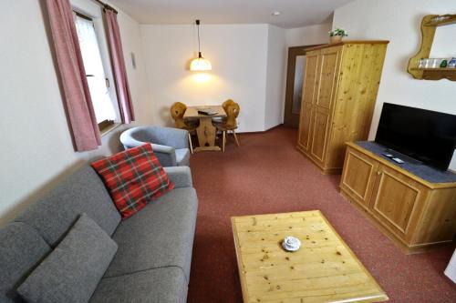 Todtnauberg Apartamento | Apartment 12 - Ferienresidenz Roseneck, 2 Schlafzimmer, mit Schwimmbad in Todtnauberg bei Feldberg