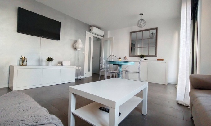 Puerto de Guimar Apartamento | ¡Apartamento a 2 minutos de la playa! Ideal para unos días en familia y parejas.