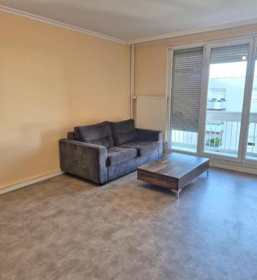 Meyzieu Apartamento | Apartment 2 minutes from Groupama