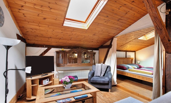 Norddeich Apartamento | Apartamento '2-raum Ferienwohnung Koje 2' con jardín compartido, balcón y Wi-Fi