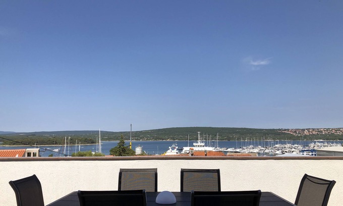 Punat Apartamento | Apartamento 2 - dos habitaciones dobles con vistas al mar terraza (apartamento 2)