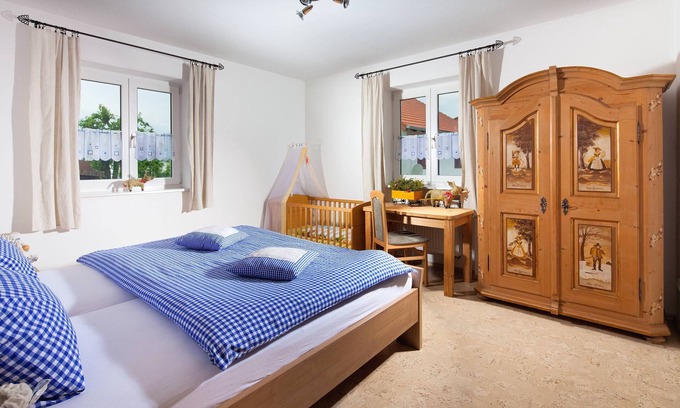 Laufen Apartamento | Apartment 2 Untersberg 110 sqm up to 4 pers., 2 bedrooms, eat-in kitchen, balcony