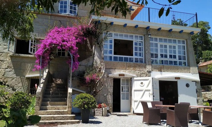 San Vicente do Grove Apartamento | Apartment 3 Bedrooms. Casal do Crego