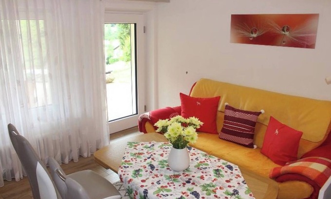 Enzklosterle Apartamento | Apartamento '3' con terraza privada, jardín compartido y Wi-Fi