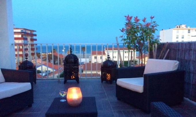 La Jetee Apartamento | APARTAMENTO 70 M2 TERRAZA 42M2 SOLARIUM VISTA AL MAR APARCAMIENTO WIFI