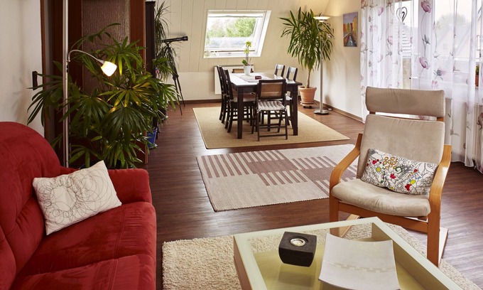 Wachtendonk Apartamento | Apartamento de 88m², con 2 habitaciones, una gran sala de estar y comedor, cocina, aseo, baño, balcón.